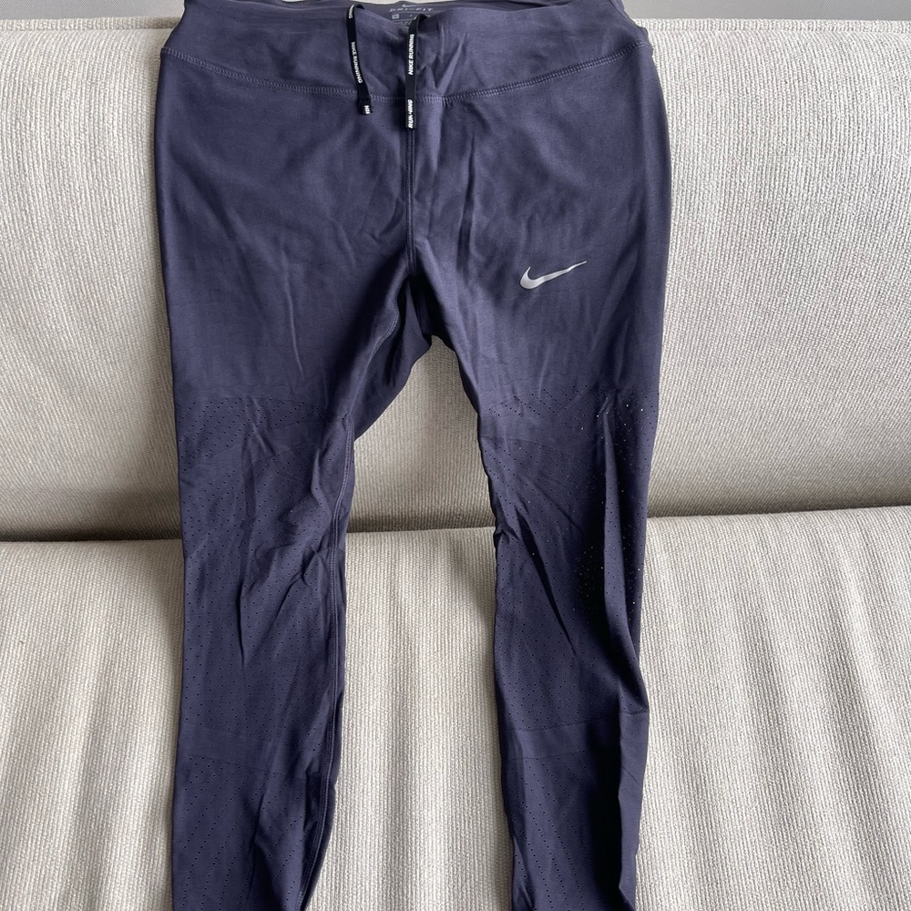 NIKE LEGGINGS mid-rise skinny fit ankle length